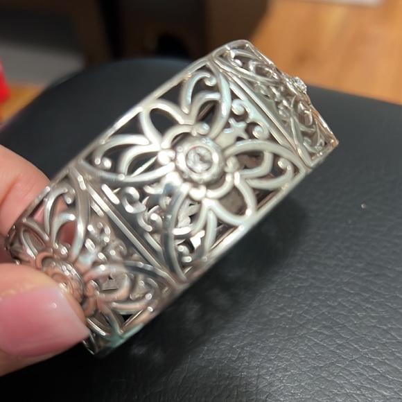 Brighton twinkle bangle bracelet. - Picture 4 of 4